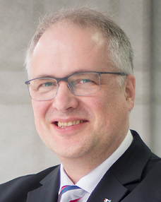 Chief Executive Officer of AHK Japan / Delegate of German Industry and Commerce in Japan Mr. Marcus Schürmann
